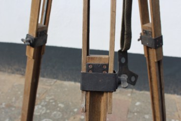 Wehrmacht wooden tripod, probably manufacturer Sprenger, Bussole