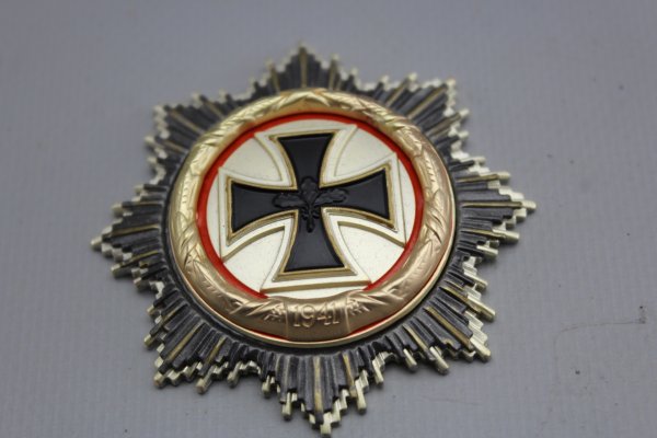 Sammleranfertigung Deutsches Kreuz in Gold